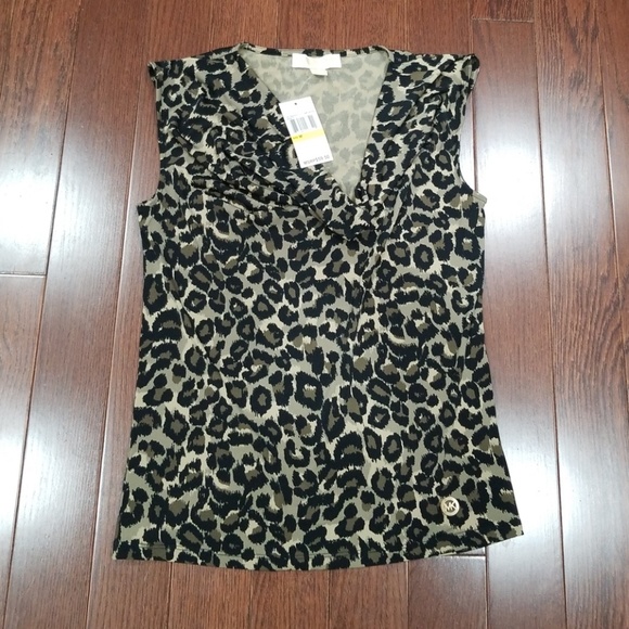 Michael Kors Tops - 🔥NWT Michael Kors Leopard Top🔥
